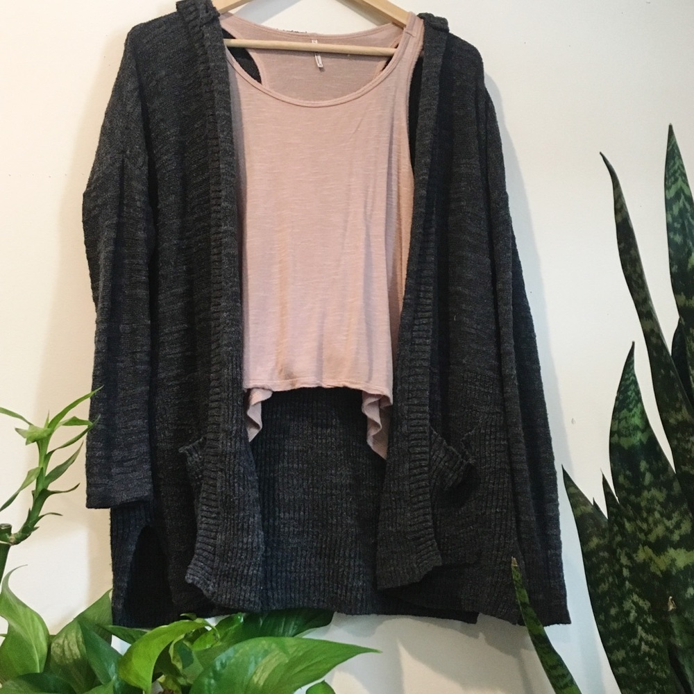 Cozy Grey American Eagle Hooded Cardigan Sweater